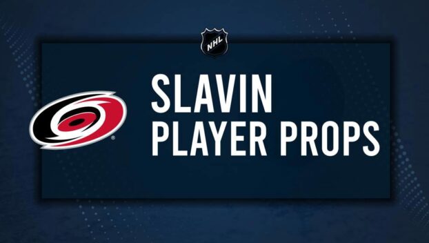 Jaccob Slavin Player Prop Bets for the Hurricanes vs. Islanders Game - December 17